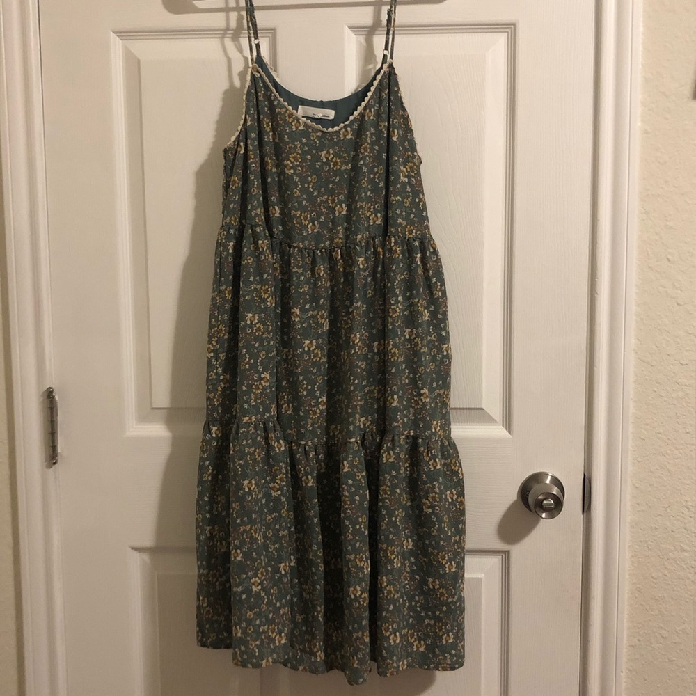 Jane & Hudson Green Floral Spaghetti Strap Dress